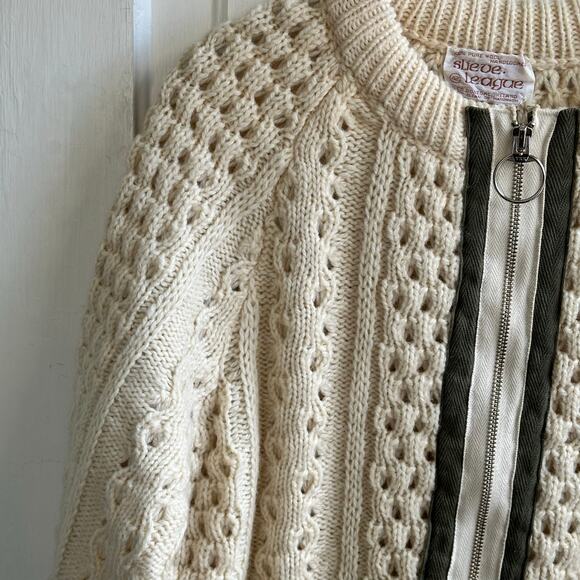 Vintage Slieve League Handloomed Irish Wool Cardigan Fisherman Sweater - Picture 4 of 7
